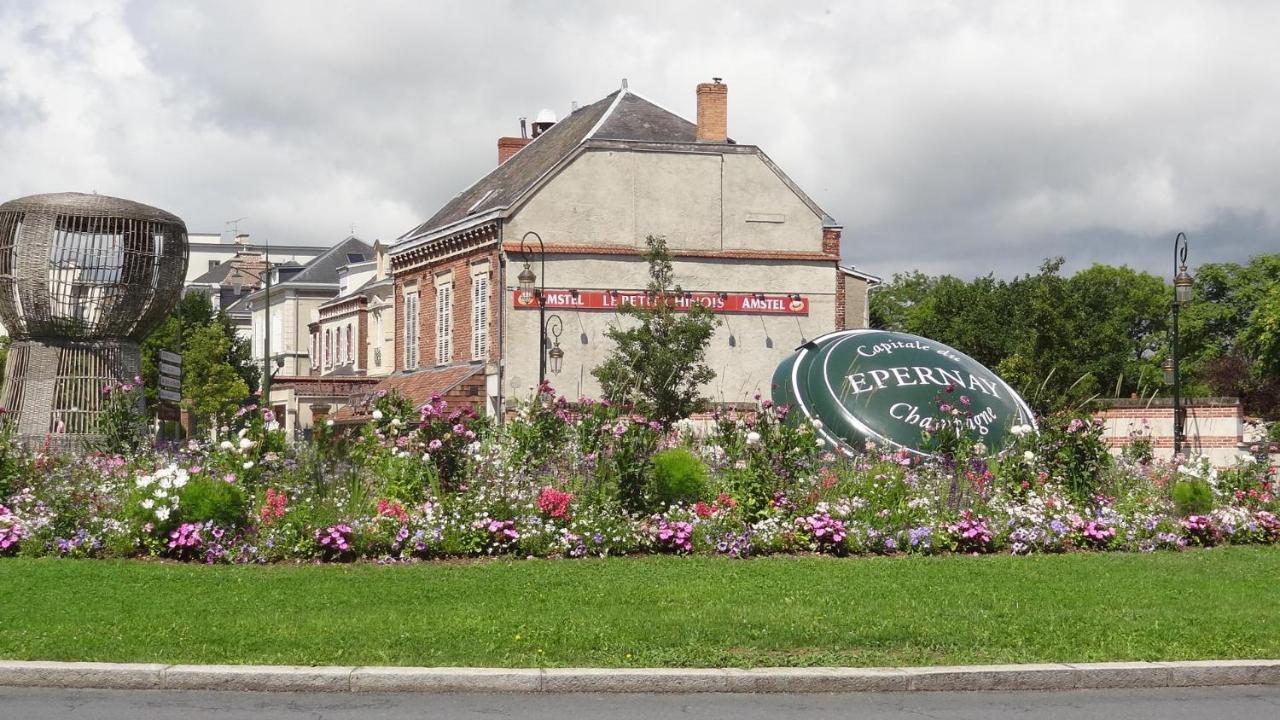 L'Atelier - Gite & Spa Epernay Bagian luar foto